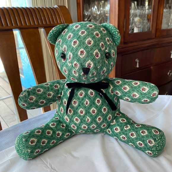Vera Bradley Other - Vintage Vera Bradley retired print Kelly Greenfield teddy bear.